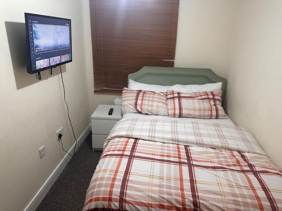Justalf Facilities-Spacious 2-Bed Apartment In Thamesmead, Greenwich ロンドン エクステリア 写真